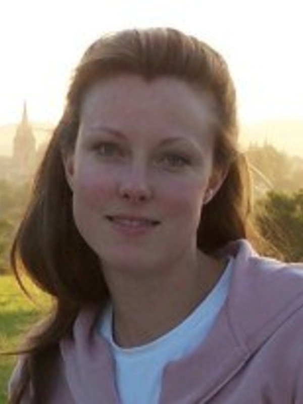 Dr Emily Savage-McGlynn